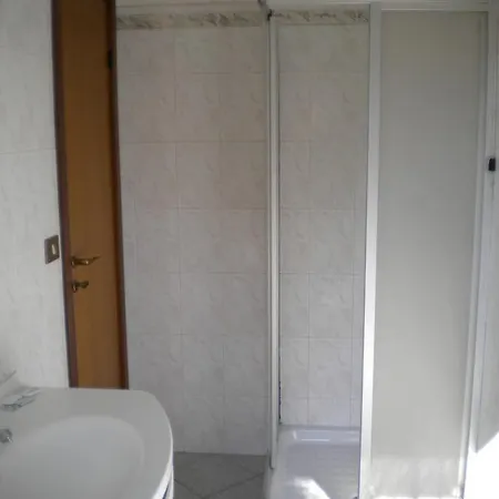 Lagoscuro Szálloda 2*