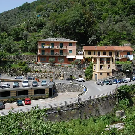 Lagoscuro Hotell
